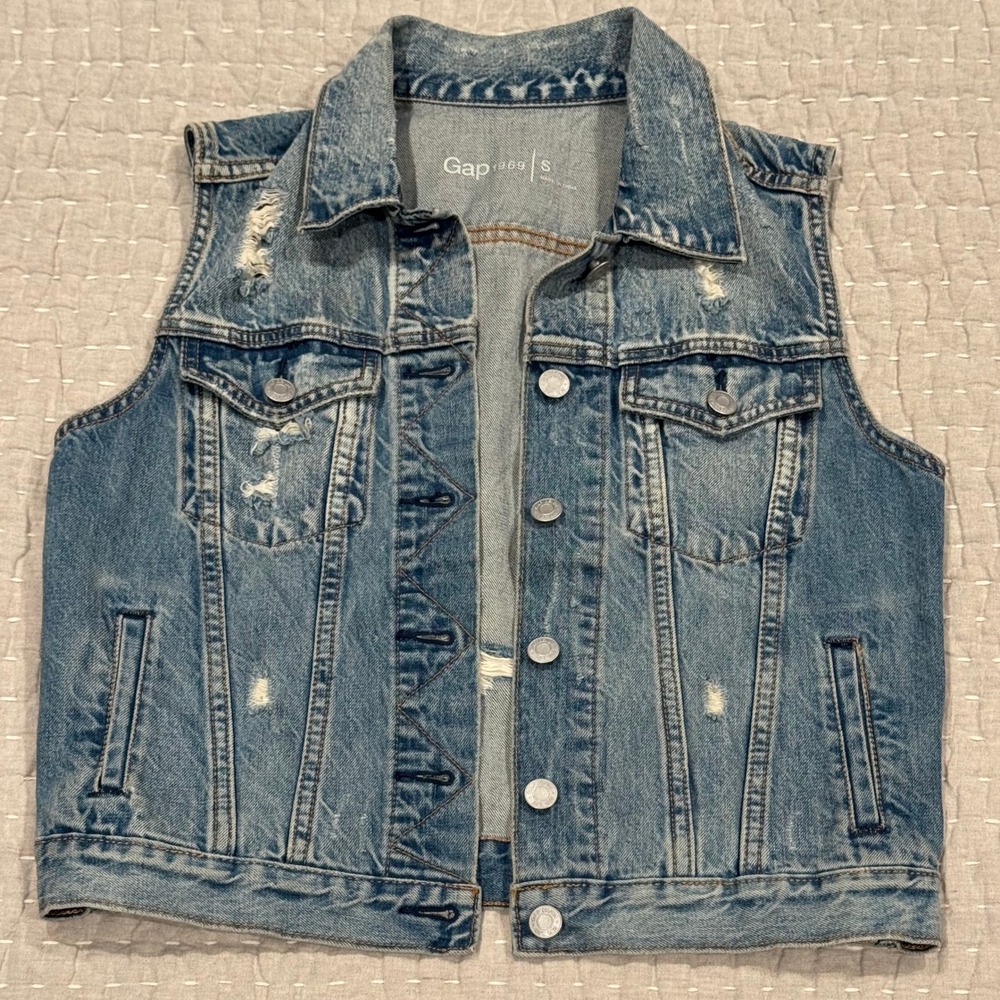 Gap Distressed Denim Vest Small 100% Cotton Trucker Workwear